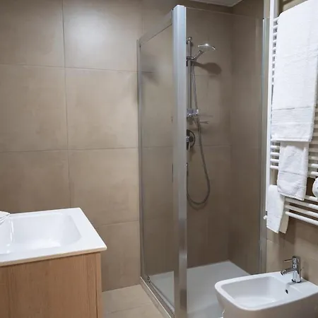דירה Unit D With View And Terrace