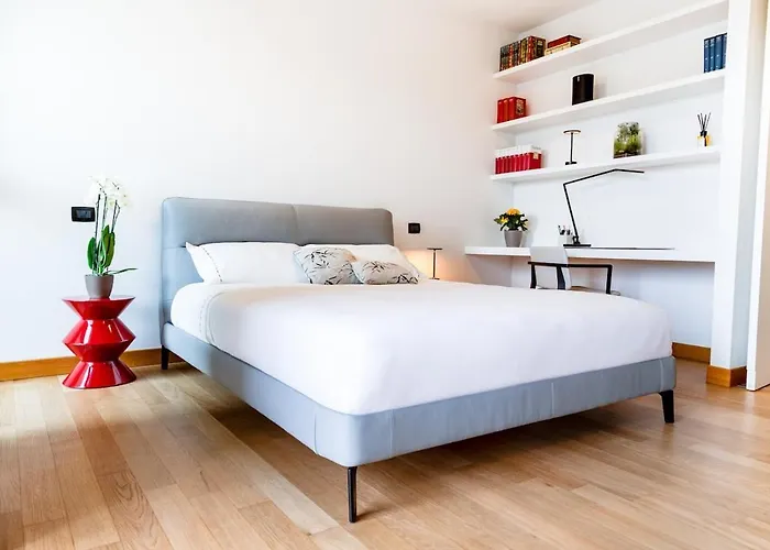 Apartment Unit D With View And Terrace *