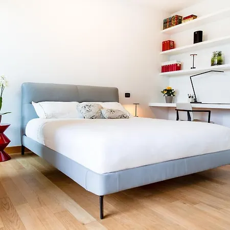 Unit D With View And Terrace Apartment